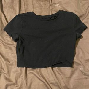 black tee crop